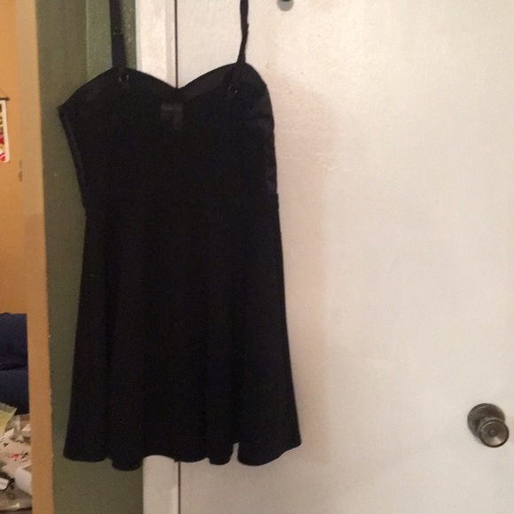 Black dress with beaded top - Picture 6 of 7